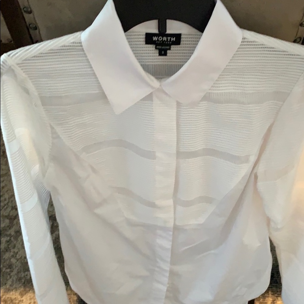 WORTH White Button up w/Texture embellishment.Sz S